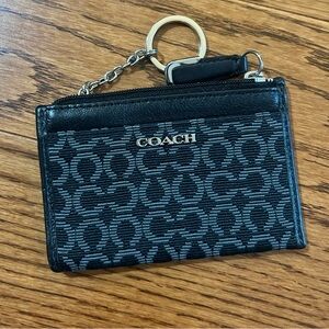 Coach essential mini skinny card case